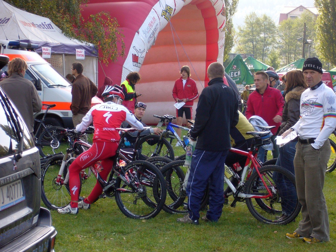 polanicaetapsportowyperkozszykujesidostartuwbikemaraton.jpg